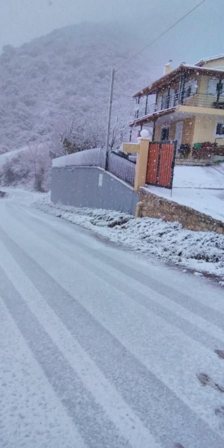 Polytimi House Villa Kalavryta Luaran gambar